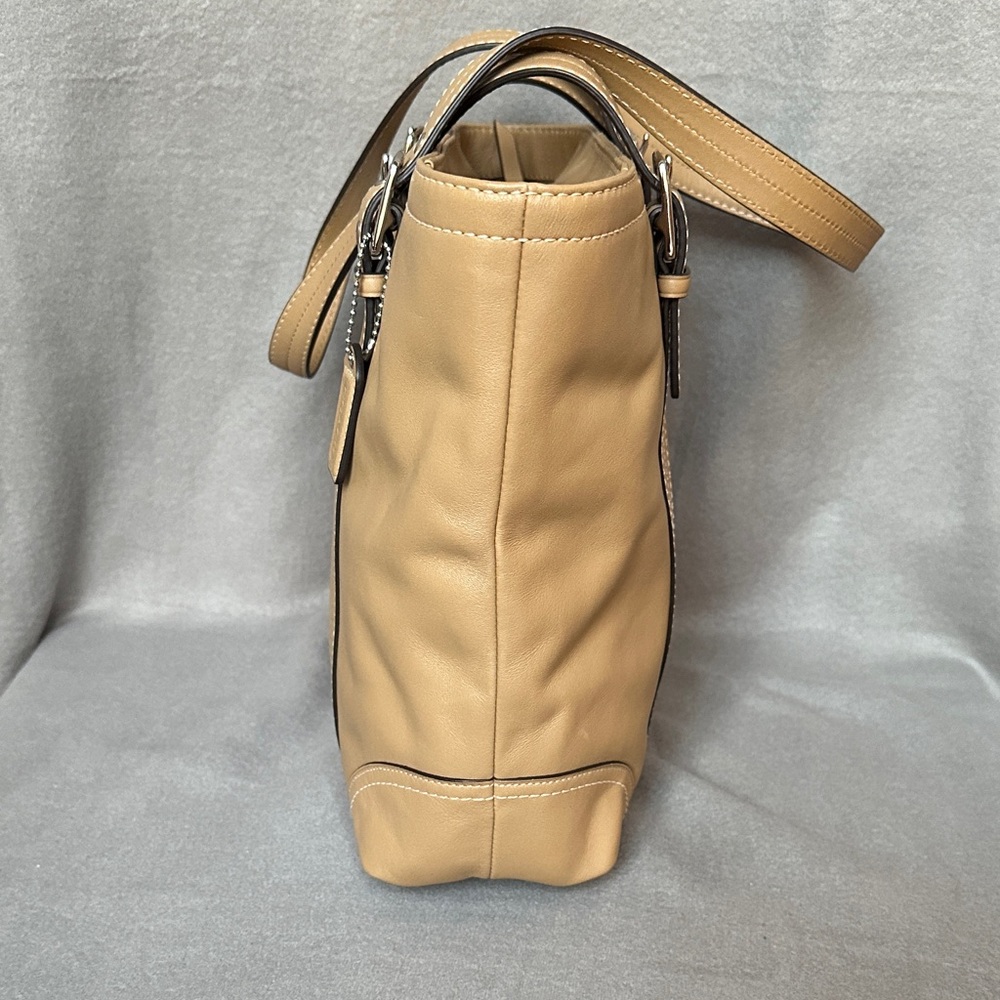 Coach F11201 Camel Tan Leather Shoulder Bag HML Lunch Tote New with Tags - Picture 5 of 16